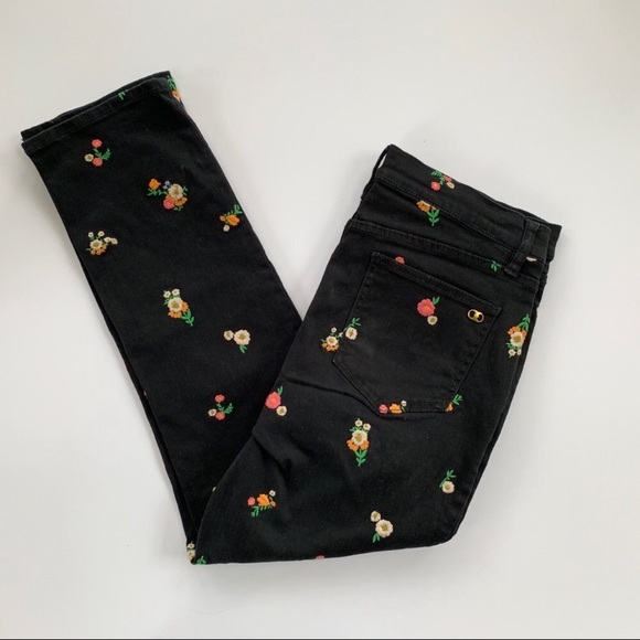 New - Picture 3 of 4